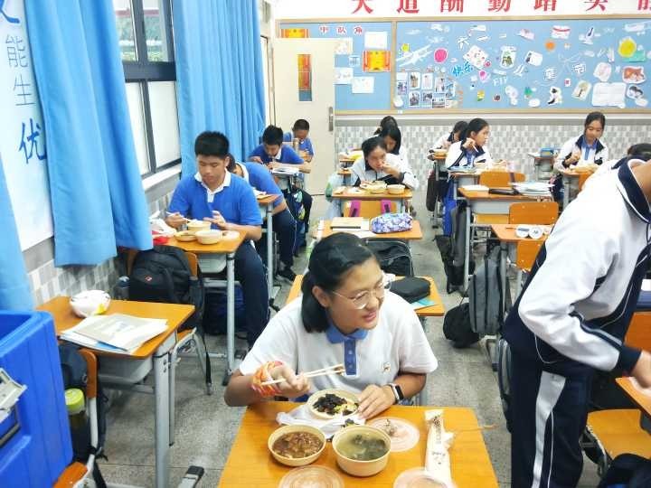 凈化型校園新風(fēng)機(jī)450PQA 凈化型校園新風(fēng)機(jī)450PQA